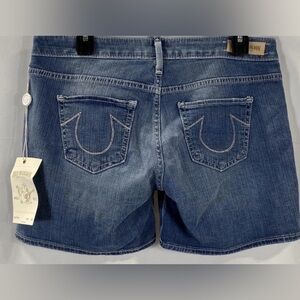 True Religion Women's Classic Blue Jean Shorts size 28 NWT